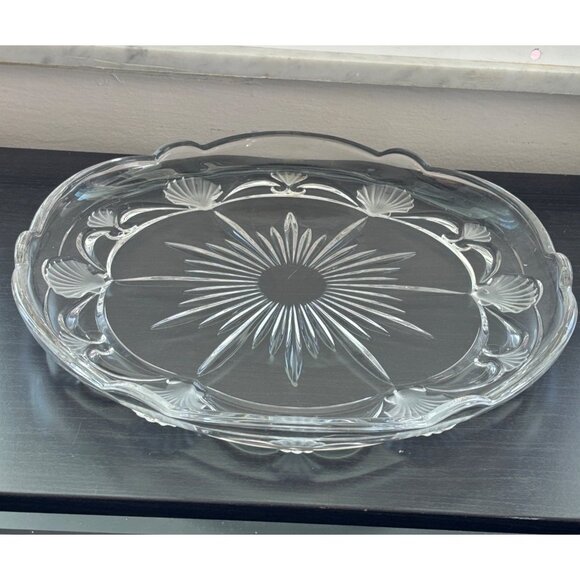 Vintage Clear Glass Serving Platter With Scalloped Edge & Shell Design - Picture 1 of 5